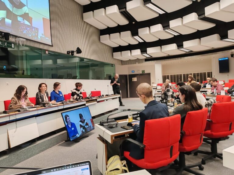 2cf5223d-4e45-46f4-b30a-a873af225b19